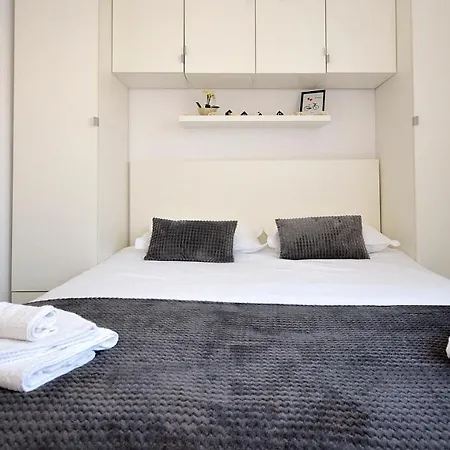 Staro Selo Apartment Primosten